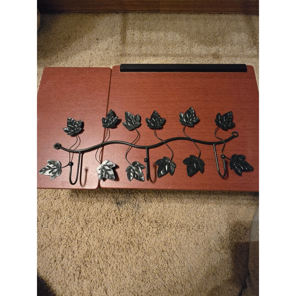 Vintage Style Black Wrought Iron Leaf Vine Wall Mounted Coat Rack 3 Hooks